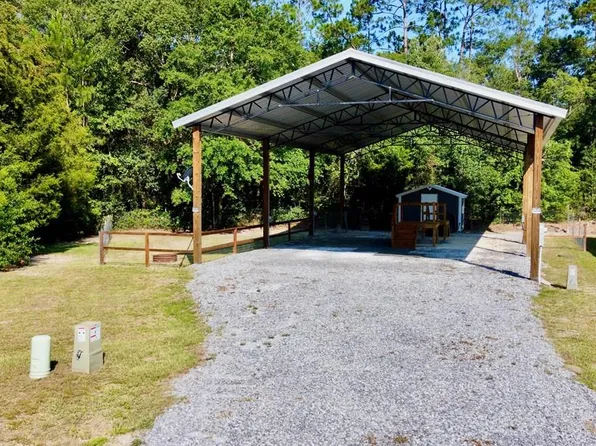 195 Saint Charles Ln, Wewahitchka, FL 32465