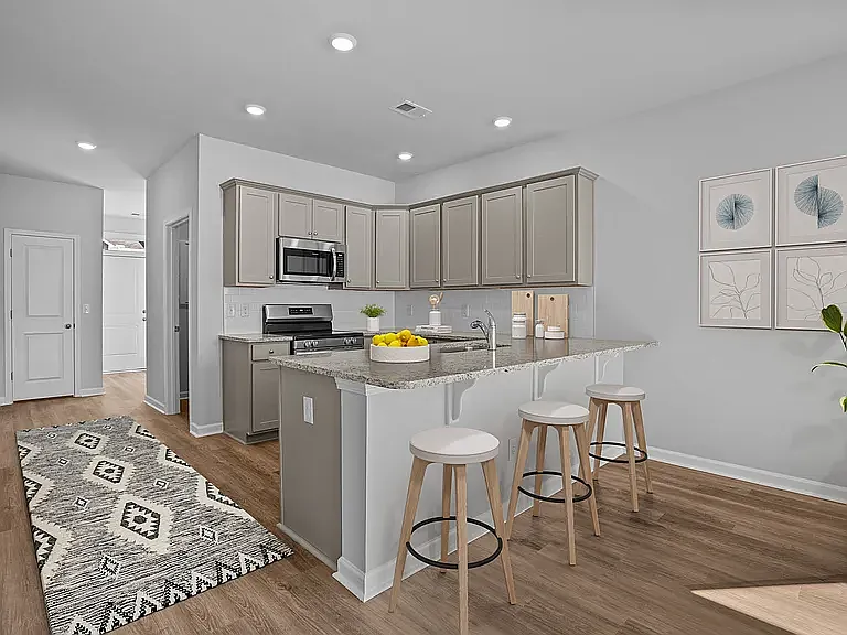 246A Arnette Dr — Photo 5