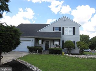 2 Bear Hollow Ln, Little Egg Harbor, NJ 08087