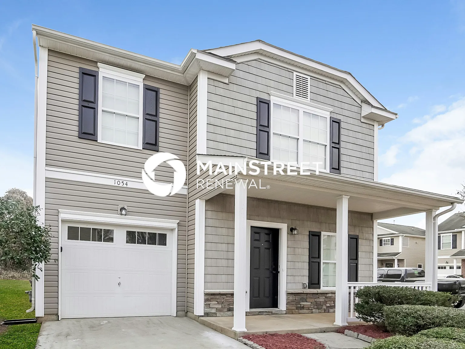 1054 Black Oak Dr — Photo 2