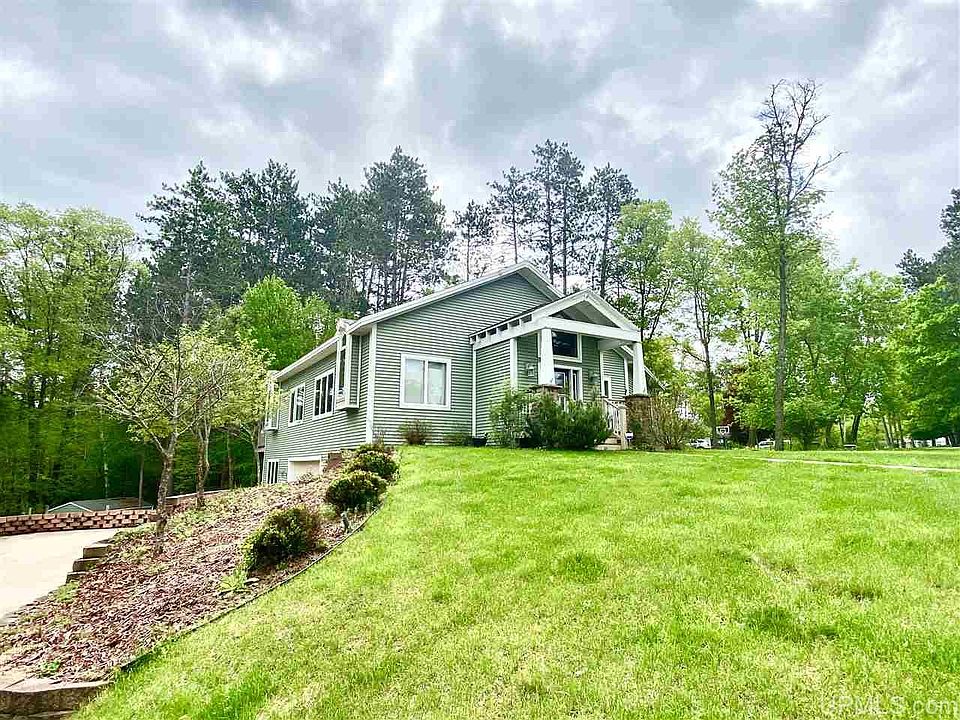 1st image of 106 Viking Ln
