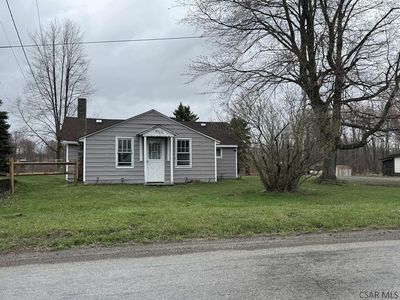 713 Gas Center Rd, Seward, PA, 15954