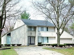 28537 Balmoral Way, Farmington Hills, MI 48334