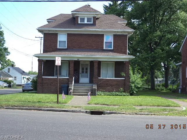 2370 Tuscarawas St E photo 1