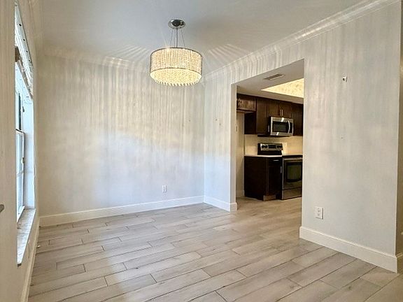 4th image of 773 Wiggins Lake Dr APT 104