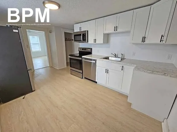 126 Felton St #2, Waltham, MA 02453
