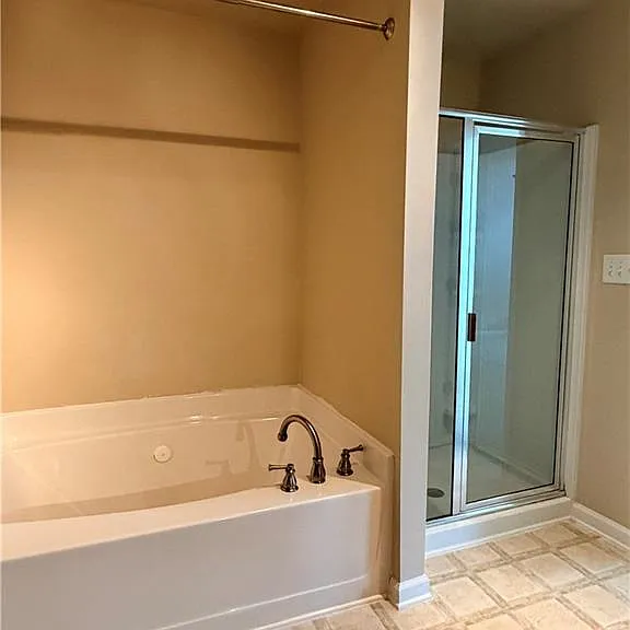 734 Grove Manor Park — Photo 21