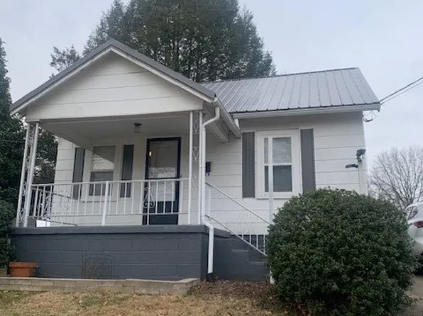 4503 Stella St, Parkersburg, WV 26104