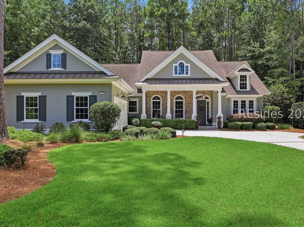 35 Catamaran Ln, Bluffton, SC 29909