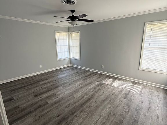 5th image of 2615 Blackwell St