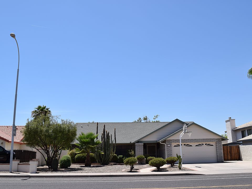 1st image of 7631 W Sweetwater Ave