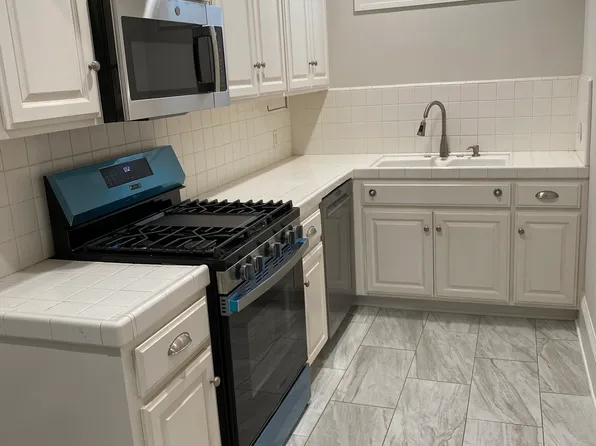 2267 Honolulu Ave, Montrose, CA