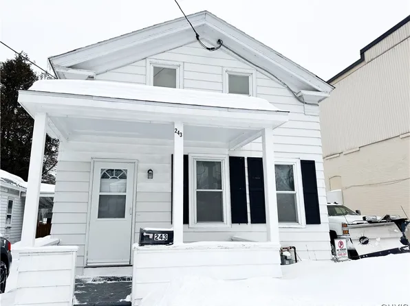 243 E 10th St, Oswego, NY 13126