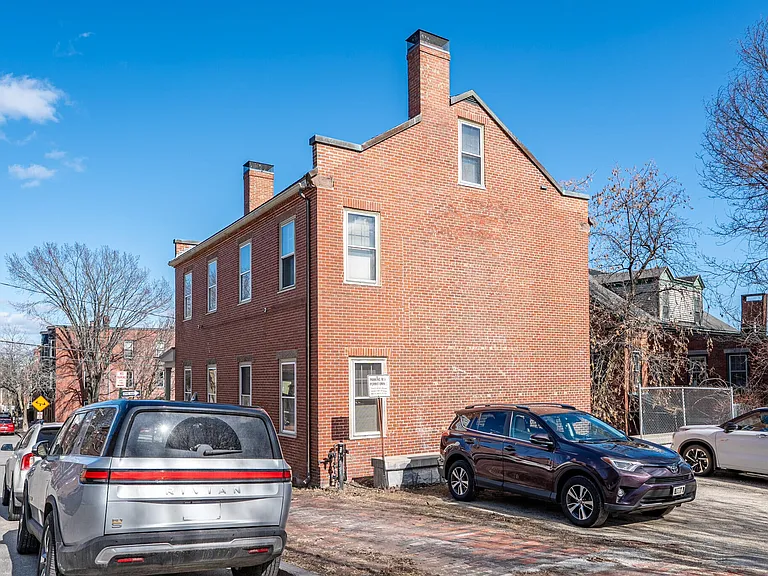 68 Pleasant St #3 — Photo 30