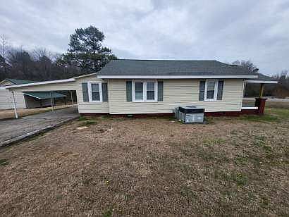 3rd image of 500 Ivey Rd