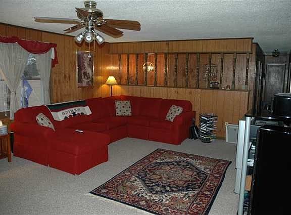 3rd image of 6405 NE Highway C