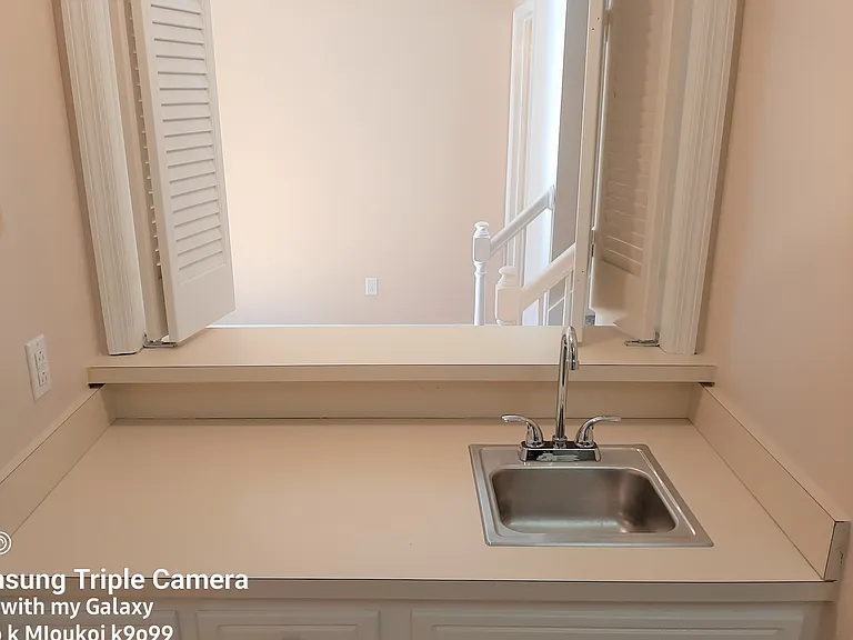 Wet Bar In Kitchen