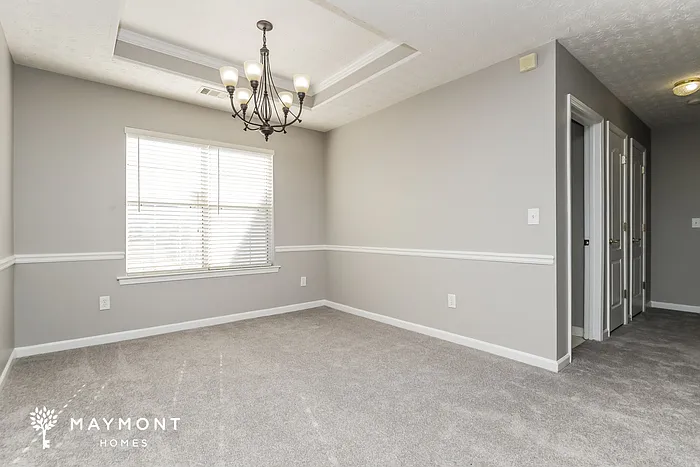 5285 Yellow Pine Dr — Photo 4
