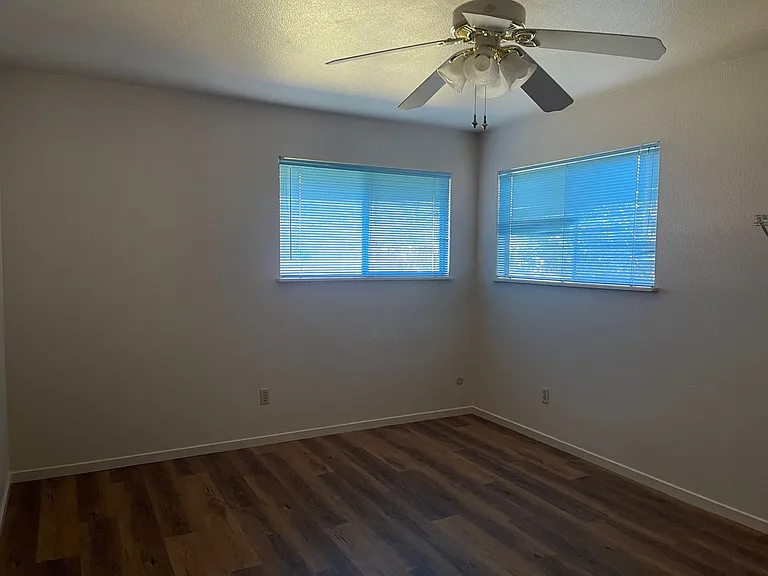 735 Christine Ave — Photo 26