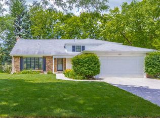 1109 Juniper Pkwy, Libertyville, IL