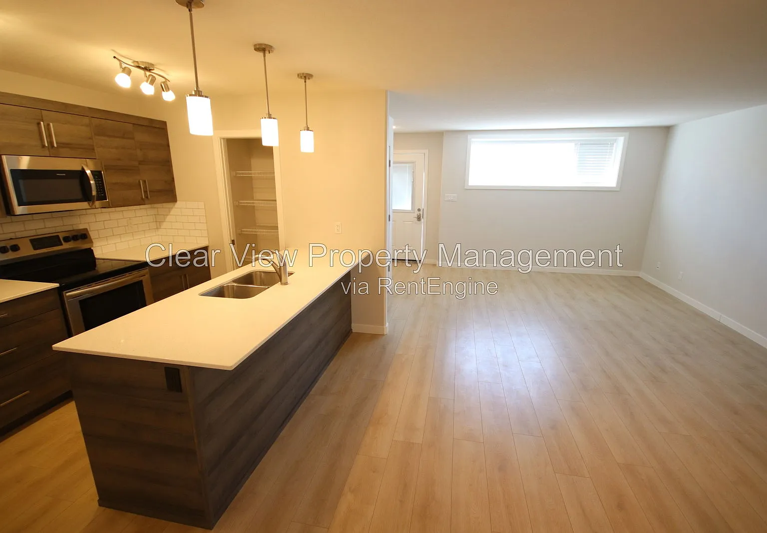 2 bed, 1.0 bath, 800 sqft, $1,499 — Photo 3