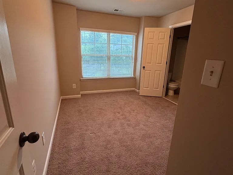 1043 Nightfall Ct NW — Photo 8