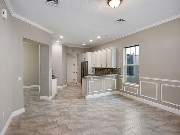 5th image of 9368 Woodcrane Dr
