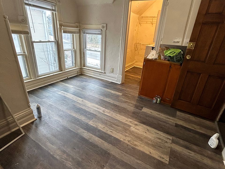 1st image of 609 Emmet St #3