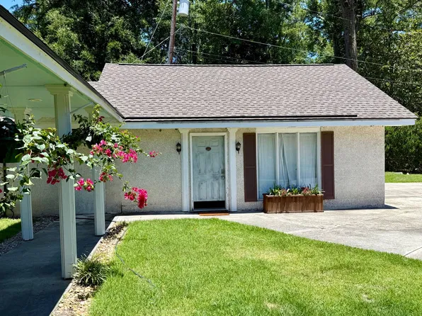 807 Betz Creek Rd #B, Savannah, GA 31410