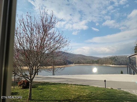 2nd image of 431 Powell Valley Marine Rd