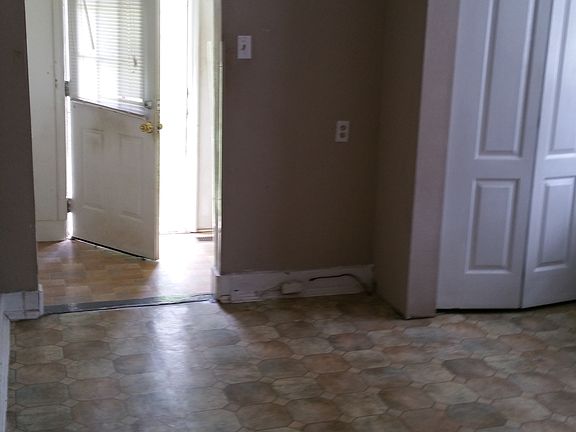 3rd image of 2722 Edgewood Ave