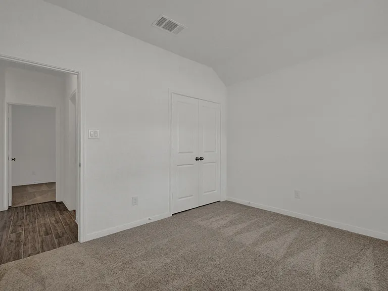 8929 James Bowie — Photo 12