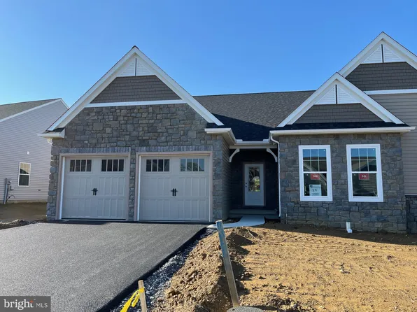 416 Autumn Harvest Ln #29, Lititz, PA 17543