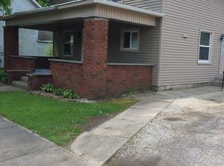 308 S 1st St, Pierceton, IN 46562