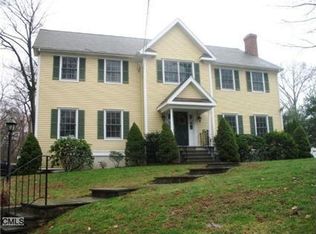 112 Matilda Pl, Fairfield, CT 06824