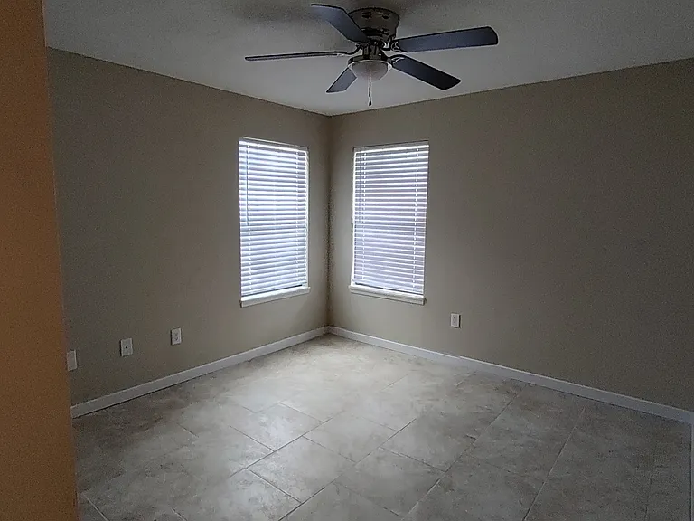 102 Carrigan Rd #B — Photo 8