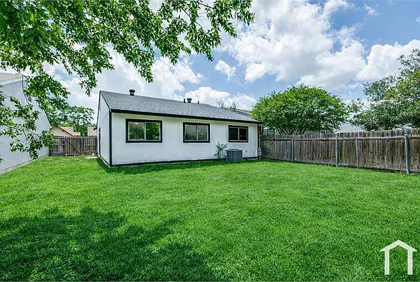 4847 Aspen Wood Dr — Photo 23