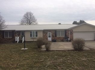 409 Olive St, Emden, IL 62635