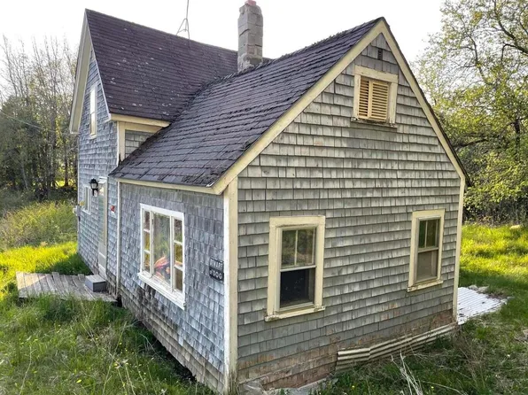 291 Line Road, Dexter, ME 04930