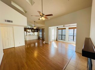 7043 Holly Hill Dr APT 6, Dallas, TX 75231