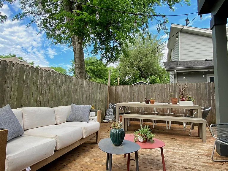 1709 Madison Ave — Photo 12
