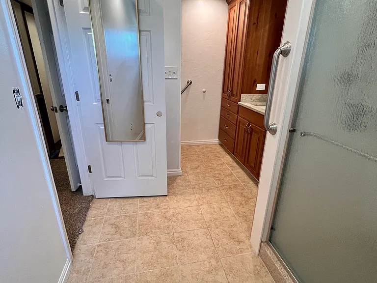 1975 Laguna Vista Dr — Photo 10