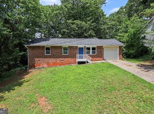 2541 Kelly Lake Dr, Decatur, GA 30032
