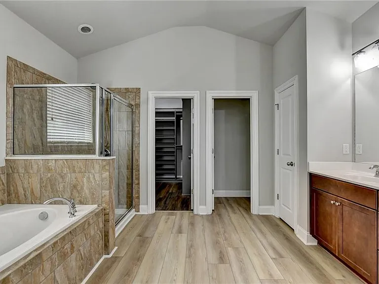 4439 Tacoma Trce — Photo 34