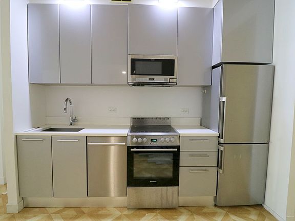 3rd image of 316 E 3rd St APT 1B