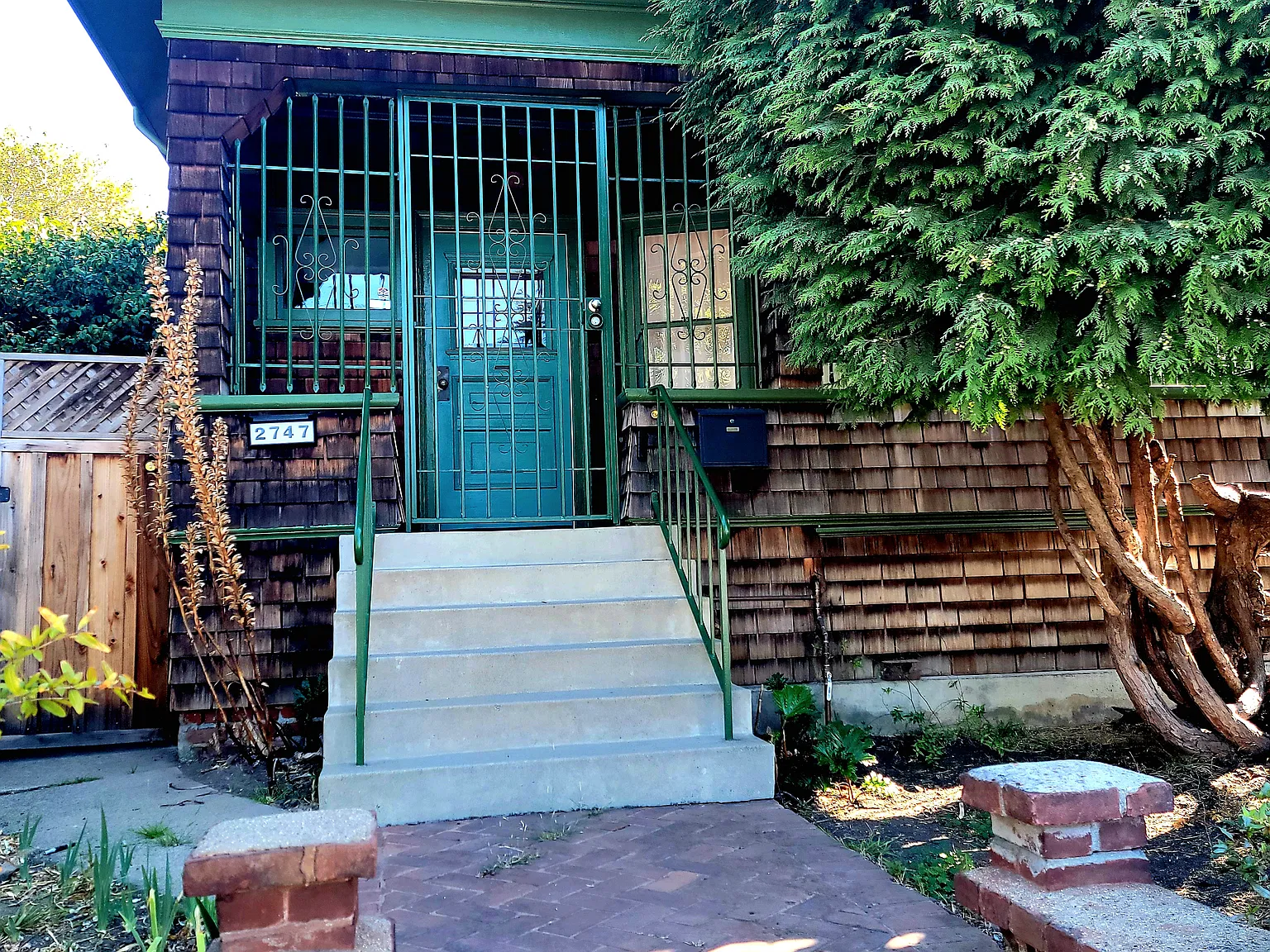 3 bed, 1800 sqft, $6,900 — Photo 1