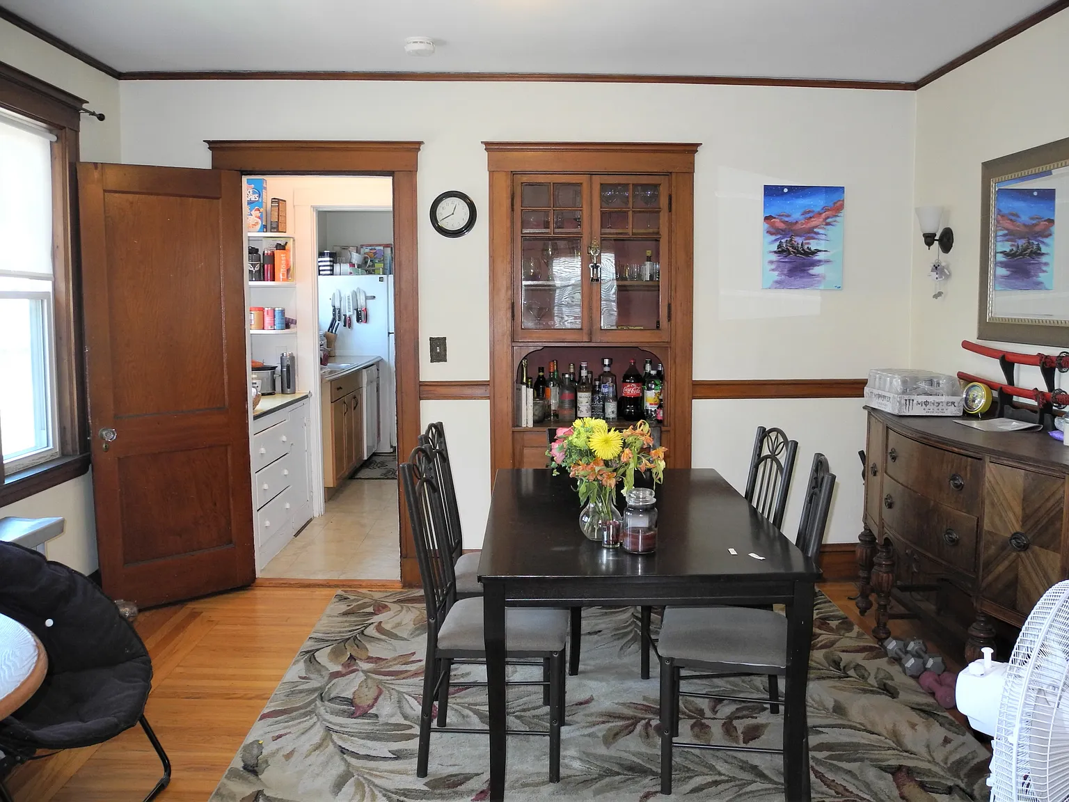 3 bed, 1450 sqft, $3,300 — Photo 3