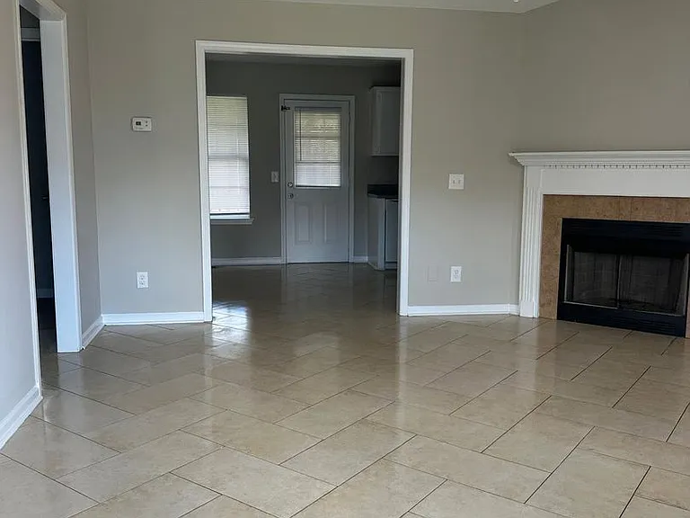 1900 Peaceful Brook Dr — Photo 17