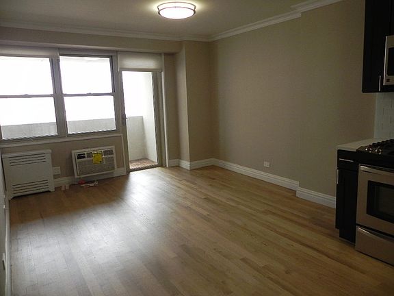 2nd image of 80 N Moore St APT 25D