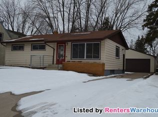 2423 Stewart Ave, Saint Paul, MN 55116